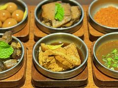 -银米·云南传统过桥米线(双廊黑金冠店)