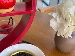 鱼子酱-瑰丽酒店·海吧·天际下午茶·现场DJ·天台酒吧