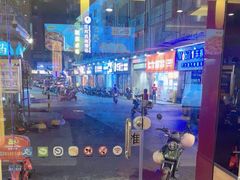 -尊宝比萨(中山八店)