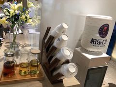 -柏乐口腔医院·舒适化无痛种植牙中心(东盟商务区院)
