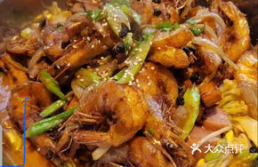 Premium Spicy Shrimp Hot Pot