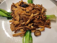 干煸茶树菇-阿英煲(凉城路店)