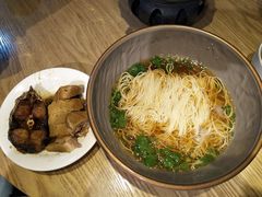-哇蛙牛功夫面渝都料理(龙阳广场店)