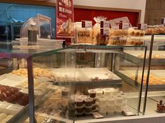 面包甜点陈列柜-珍糕兴(三林店)