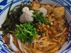 -胡大怪手工酸辣粉(安亭店)