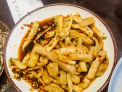 -川流不息·地道川菜·小龙虾(松东路店)