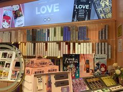 -4iNLOOK美瞳店(中山公园龙之梦店)