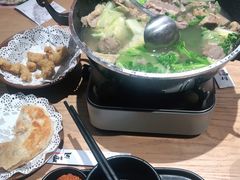 -川堂风·跷脚牛肉·乐山爆炒(宝山日月光店)