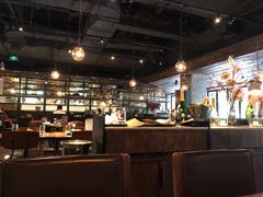 -Carbon莫卡哆·意大利复古集市餐厅(杭州大厦店)
