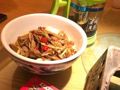 -聚鑫朋酸菜肥肠(文艺路口店)