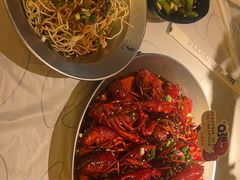 -巴厘龙虾·榜首油焖大虾(音乐学院·沿江酒馆店)