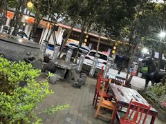 -土砂锅生态山庄·非遗砂锅雅鱼