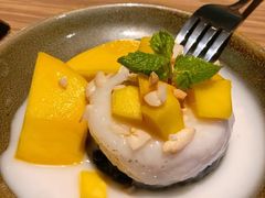 香芒双色糯米-安南越南餐厅(青岛万象城店)