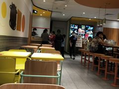 大堂-麦当劳(台山万达店)