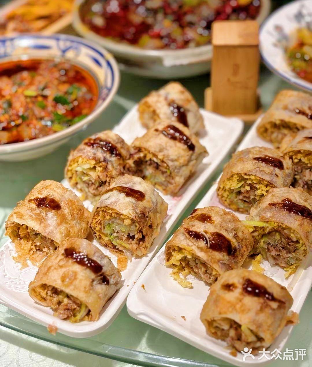 一定要带朋友来这家美食集合店，太赞了！