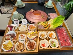 -菌自由丨野生菌火锅特色庭院餐厅(丽江古城店)