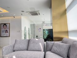 -沁科妍医疗美容·半岛黄金超声炮战略合作机构