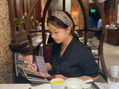 -泓炙颐凤鲜海鲜火锅料理(桐乡店)