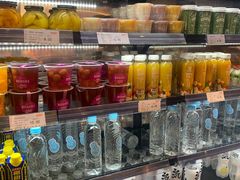 零售区-良品铺子(五角场万达店)