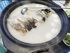 -香山湖家家宴(中山陵店)