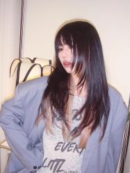 -PE SALON 