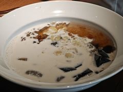 娟姗奶大满贯-RUXU入续鸳鸯糖水铺(万菱汇店)