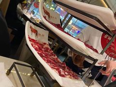 -左庭右院鲜牛肉火锅(浦江欢乐颂店)