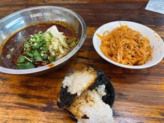 -王菊美食街·王菊面馆(总店)