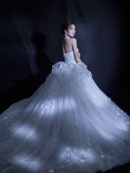 -女王风尚STUDIO·轻奢化定制