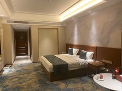 -莱西华玺大酒店