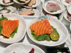 -雍容荟帝王蟹活龙虾展台自助(IFS黑金店)