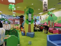 -莫莉幻想儿童乐园(北京丰台永旺店)