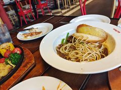 -Mr.Pizza米斯特比萨(盐城聚龙湖店)