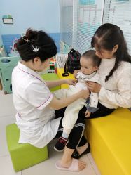 -唯丽莎婴儿游泳小儿推拿馆(清凉门大街店)