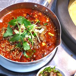 神筋·牛筋米捞火锅(豪城贝利店)