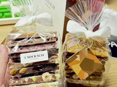 -Laderach 莱德拉(上海环贸iapm店)