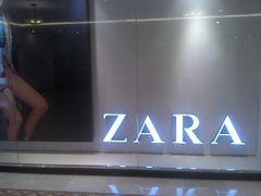 -ZARA(世贸天阶店)