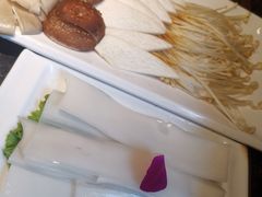 -山城鼎重庆老火锅(西安钟楼店)