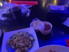 -钳小柒·小龙虾蓝龙王烧烤夜宵(长寿路店)
