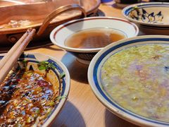 -洱火云南酸菜牛肉火锅(石景山当代商城店)