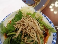 -笑来喜馄饨小笼工坊店(湖滨街店)