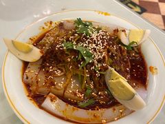 喀什凉粉-海尔巴格一甸茶餐厅(团结路店)
