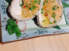 蒜蓉生蚝-大和食乐·鲜和牛酸汤火锅(环宇荟店)