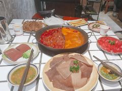-贰回巷火锅馆(钟楼店)