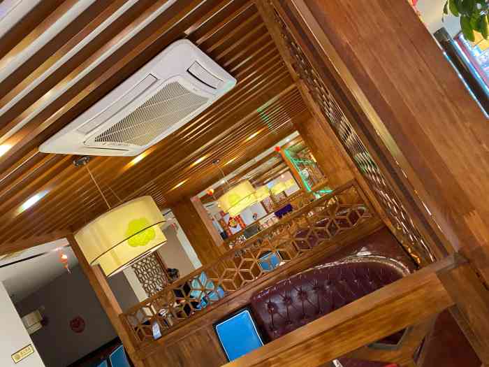 食尚小厨(斜土路美食汇店)-"周末打卡了一下这家位于斜土路的东北菜.