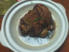 -老码头黑皮肘子锅包肉(赣水路店)