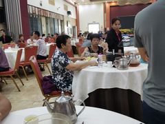 大堂-皖北巫氏三胖地锅鸡(长淮总店)