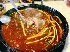 芋儿鸡-石灰市毛记烧鸡公(解放碑店)