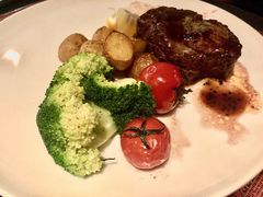 -WOLFGANG PUCK KITCHEN & BAR(迪士尼小镇店)