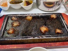 -红鼎豆捞·非遗鲍皇汤火锅(宝丰路店)